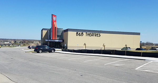 B&B Theatres New Longview 7 - 3201 Southwest Fascination Drive, Lee's Summit, MO 64081