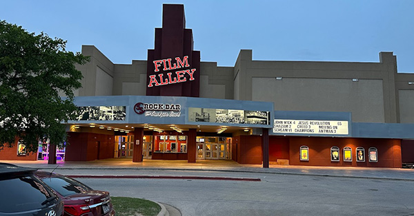 City Lights 12 - Georgetown - 420 Wolf Ranch Parkway, Georgetown, TX 78628