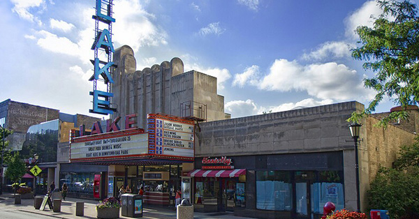 Classic Cinemas Lake Theatre - 1022 Lake Street, Oak Park, IL 60301