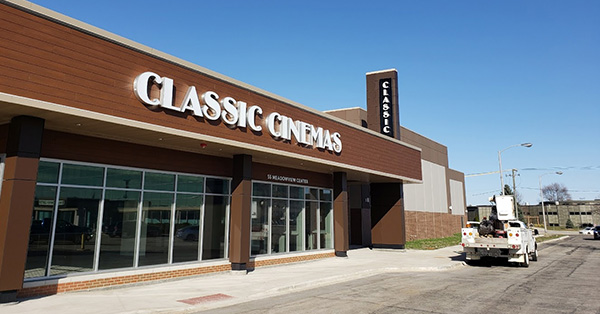 Classic Cinemas Meadowview XQ - 55 Meadowview Center, Kankakee, IL 60901