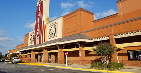 Movie Tavern Horizon Village - 2855 Lawrenceville Suwanee Road, Suwanee, GA 30024
