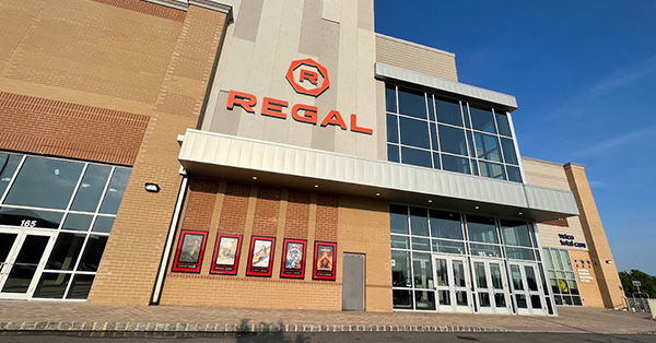 Regal Bricktown Charleston - 165 Bricktown Way, Staten Island, NY 10309