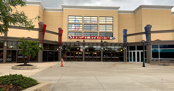 Regal Cantera & RPX - 28250 Diehl Road, Warrenville, IL 60555