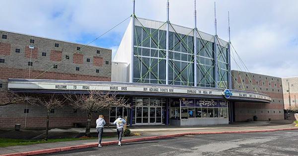 Regal Evergreen Parkway & RPX - 2625 NE 106th Ave., Hillsboro, OR 97124