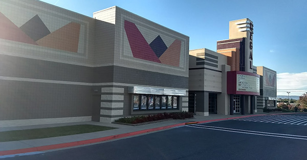Regal Harrisonburg - 381 University Blvd, Harrisonburg, VA 22801