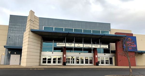 Regal Hazleton - 400 Laurel Mall, Hazleton, PA 18201