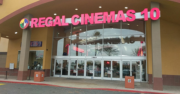 Regal Modesto - 3969 McHenry Ave., Modesto, CA 95356