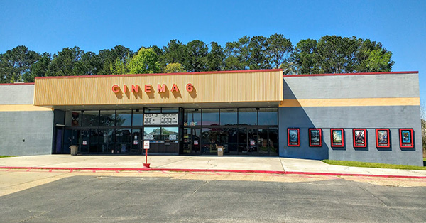 Regal UA Lee Hills - 1350 Boone Street, Leesville, LA 71446