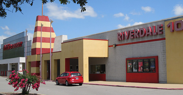 Riverdale 10 VIP Cinema - 2600 Cantrell Rd., Little Rock, AR 72202