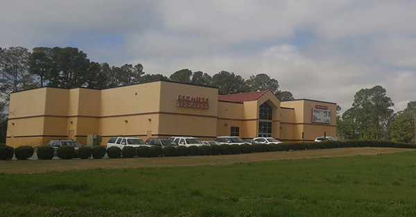 UEC Theatres Kinston - 1176 Hillfarm Rd., Kinston, NC 28504