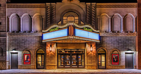 VIP Lincoln Grand - 225 South Kickapoo St., Lincoln, IL 62656